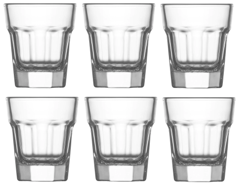 kieliszki do wódki na nóżce